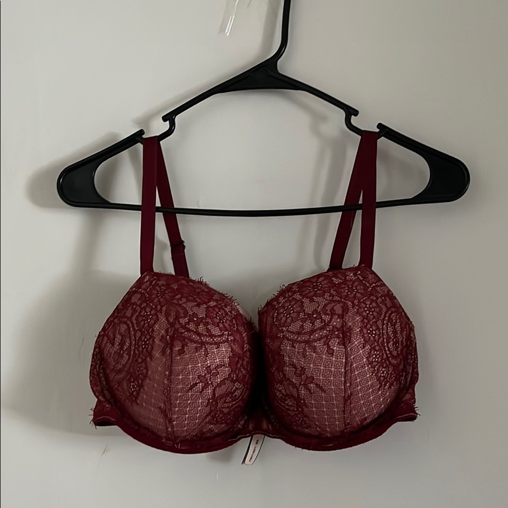 Elegant Lace Burgundy Bra by Victoria’s Secret